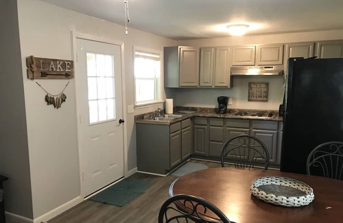 Zwolle Cottage | Cozy Cottage on Toledo Bend!