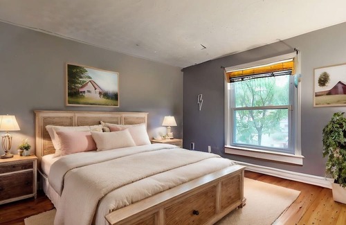 Salisbury Street House | Sprawling 50s ranch nestled in central Massachusetts