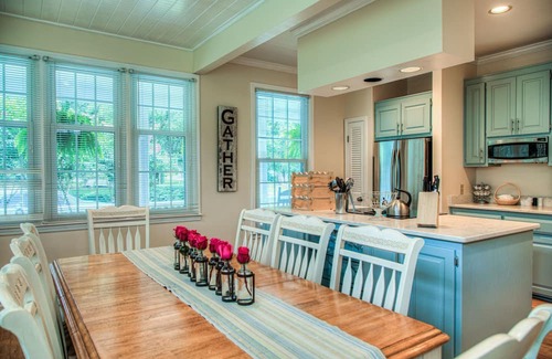 Murrells Inlet House | Two-Bedroom Cottage Located within the Historic Wachesaw Plantation