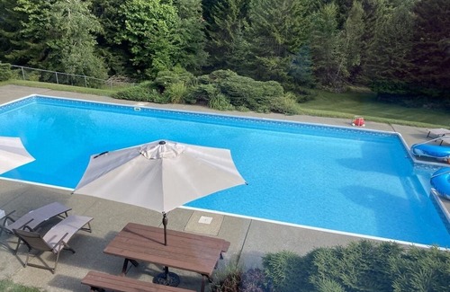Whitingham House | New Rental! Fabulous, Spacious Mountain Family Retreat on 13 Acres