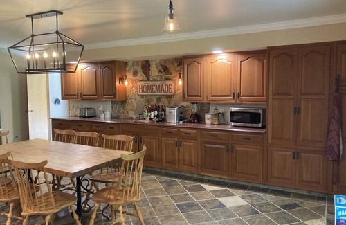 Whitingham House | New Rental! Fabulous, Spacious Mountain Family Retreat on 13 Acres