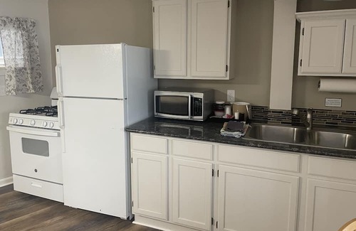 Salida House | Downtown Salida King Efficiency