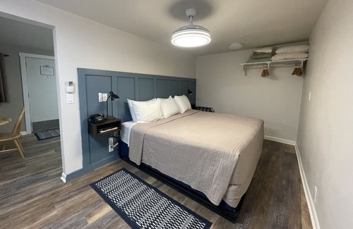 Salida House | Downtown Salida King Efficiency
