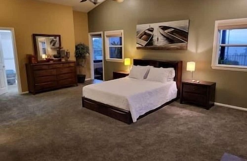 Fallbrook House | High on the Hill Serene View Home on Avocado Grove