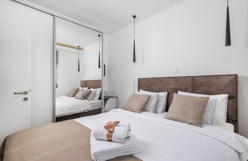 Sodici Apartment | Newly renovated two-room apartment with a unique view of the entire Kvarner.