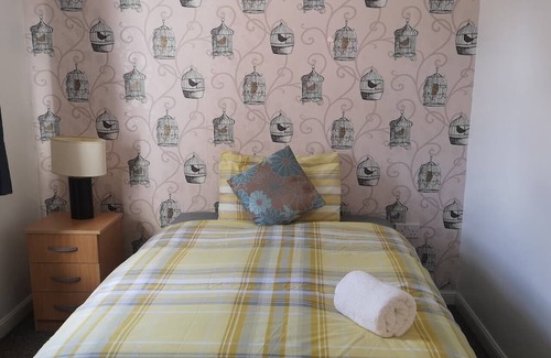 Sittingbourne House | Mannys Apartment - Flagship Lodge