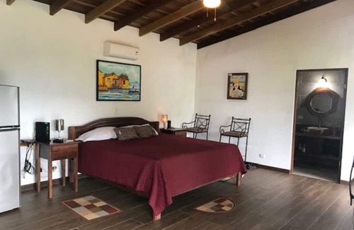 Uvita House | Villas Lambeau #2 - Ocean View - Fiber Optic / 1BR 1 BA
