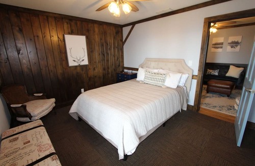 Tate House | Antlers Ridge Lodge- Upscale Mountain Retreat