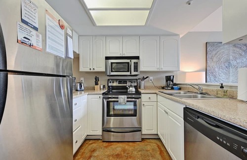 Downtown Austin Apartment | The Littlefields by Lodgewell | City Loft | A8
