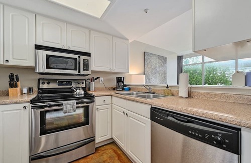 Downtown Austin Apartment | The Littlefields by Lodgewell | City Loft | A8