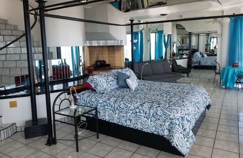 Puerto Penasco House | 10 bdrm 5 kitchen Rent 6 bdrm Main House @ base price or add more casitas