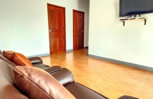 Mae Sot Villa | SRE Mae Sot - Entire Villa