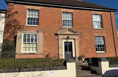 Alveley Apartment | Apartment - Sleeps 4 - Near Nec & Airport