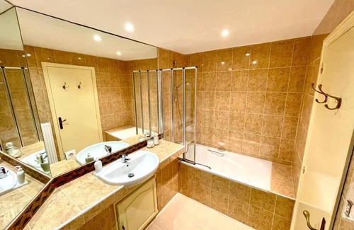 Bergerac Hotel | Le Colombier De Cyrano Et Roxane