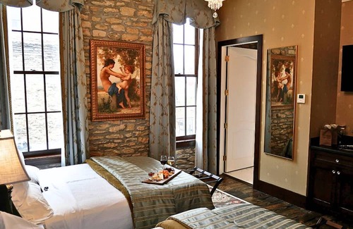 Navasota Hotel | P.A. Smith Hotel
