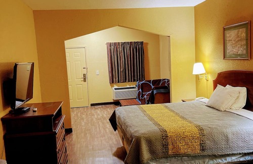 Blytheville Hotel | Fairview Suites