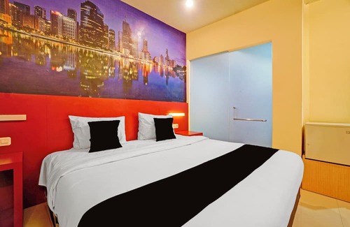 Malang Hotel | Townhouse Oak Malang near ITN Malang