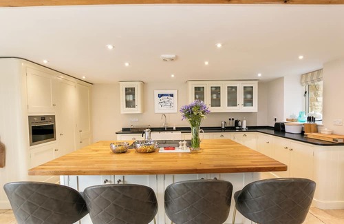 Culworth House | Stunning 4BD Family Home Near Banbury