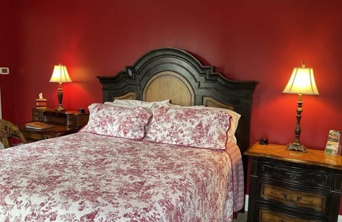 Warsaw Bed & Breakfast | Riverside Inn Bed and Breakfast