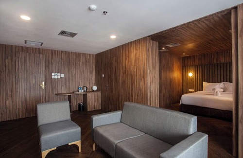 Pekanbaru Hotel | Bono Hotel by ARTOTEL - Pekanbaru