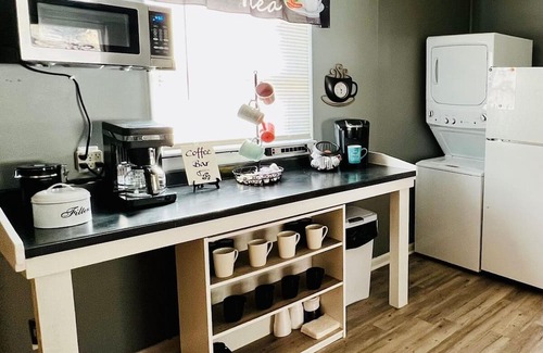 Stafford House | Ellis House Trail Lodging Sleeps 16