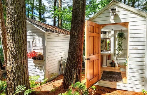 Brantingham Apartment | The Floater-a House Boat on Grant Island Bham Lk