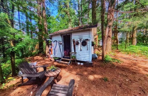 Brantingham Apartment | The Floater-a House Boat on Grant Island Bham Lk