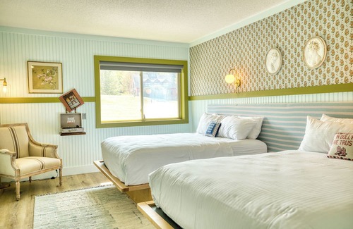 Mount Sunapee Hotel | Hideaway Inn Mt.Sunapee