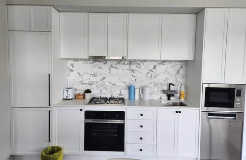 Marsden Park House | Couples' Haven - 2 Bedrooms