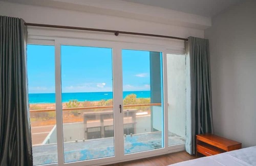 Hikkaduwa Resort | Goalie Beachfront Resort