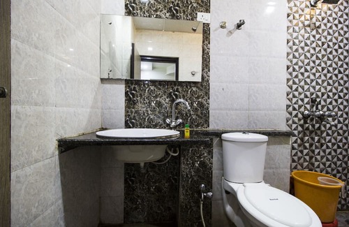 Vijayawada Hotel | Fabhotel Siddarth Grand