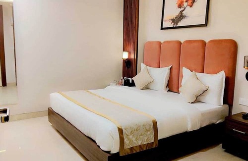 Varanasi Hotel | Hotel Kaashika