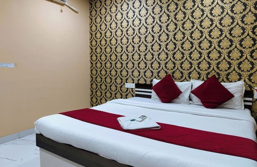 Pimpri - Chinchwad Hotel | Emerald Tree Moshi