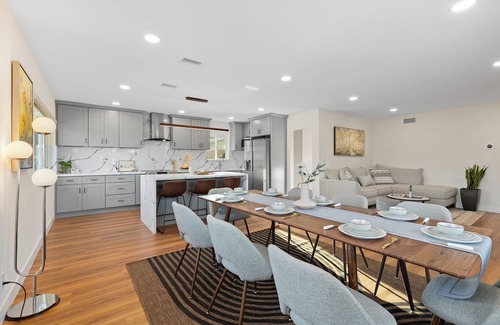 Orange House | LUX - Outstanding Disneyland Backyard /Pool Housenn