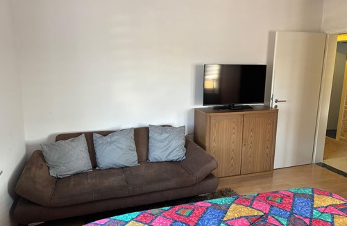 Singen Apartment | Apartment 'Francesco' with Mountain View and Wi-Fi