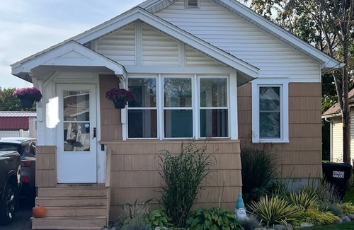 Lyncourt House | Whole house in Lyncourt- close to Syracuse University, Downtown, & OnCenter