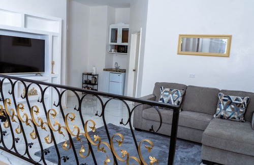 West Gate Hills House | Charming 4-bedroom house with AC and WiFi in superb Montego Bay