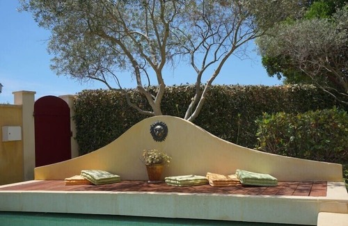 Cornillon-Confoux House | New " Villa Nova "