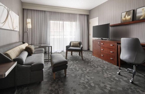 Boulder House | Ideally Located Near The University of Colorado