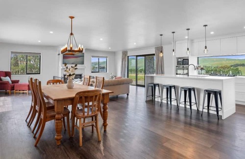 South Wairarapa District House | Countryside Haven Martinborough