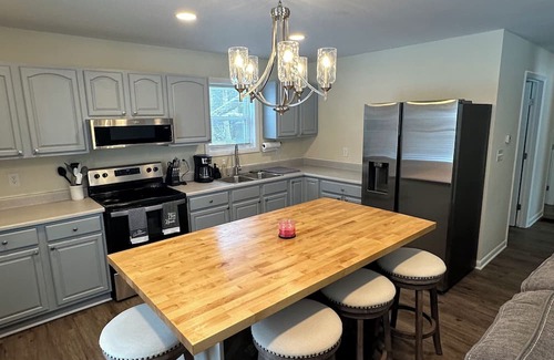 Lorraine House | Charming 3-bedroom house with WiFi, AC in lovely Lorraine