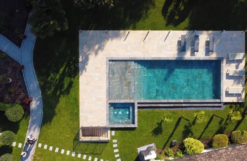 Avon House | Gîtes de Charme à Samoreau - Seine bank, Swimming pool, Jacuzzi and Serenity