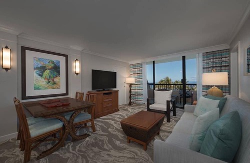 Lahaina Resort | Spectacular Resort on gorgeous Kaanapali Beach