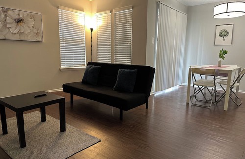 Gaithersburg Apartment | Lovely 1-bedroom apartment in the heart of town
