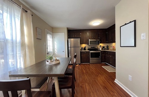 North Chesterfield House | RVA Getaway! Just minutes from downtown Richmond.