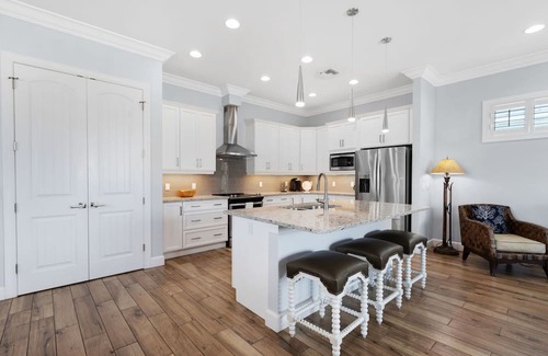 Fort Myers Beach House | Absolutely Captivating - Ocean Views, Steps to the Beach, Pools, Game Rooms - Seahorse Reef Estates
