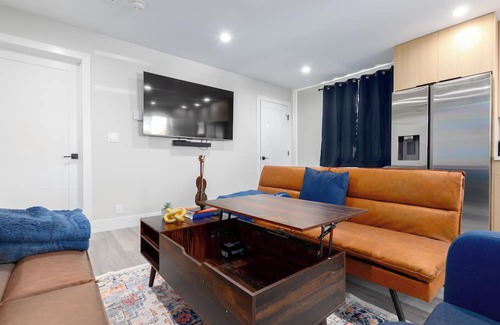 Grantville House | Centrally Located San Diego Home