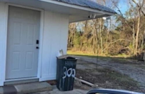 Marksville House | Charming 4-bedroom house in Marksville with AC, WiFi.