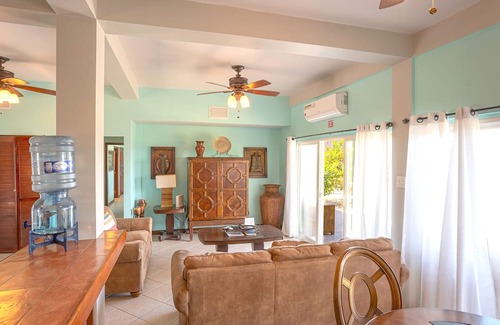 San Pedro Apartment | Charming lakefront apartment with stunning views