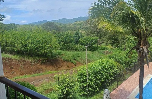 Veintisiete de Abril House | 3-bedroom house in charming Veintisiete de Abril with Private Pool AC, & WiFi